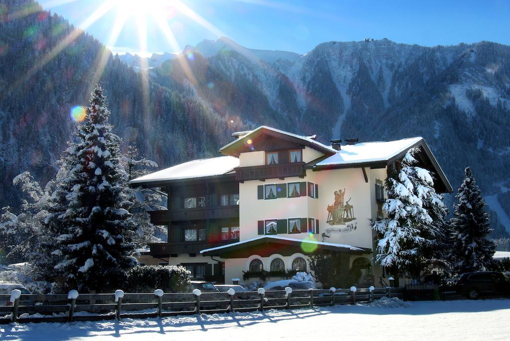 Aparthotel Landhaus St. Joseph Mayrhofen Luaran gambar