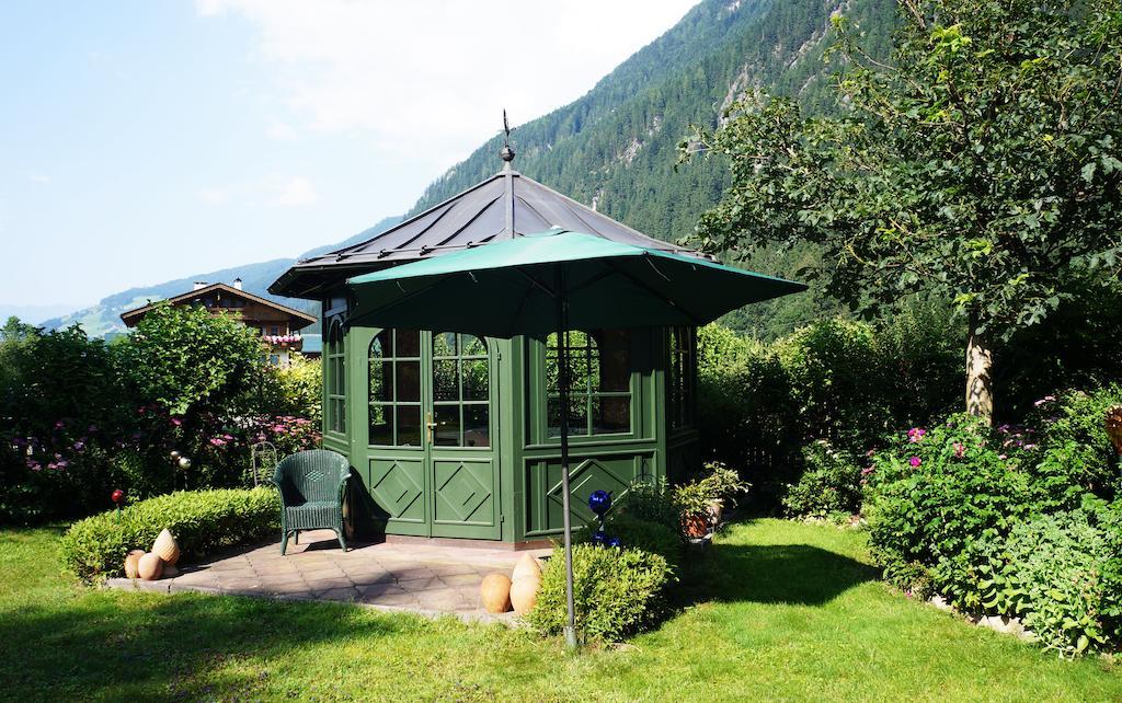 Aparthotel Landhaus St. Joseph Mayrhofen Luaran gambar